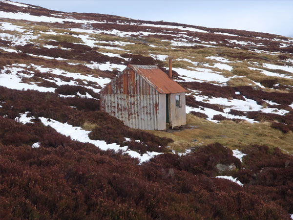 Summer and winter hillwalking days in the Monadhliath Mountains